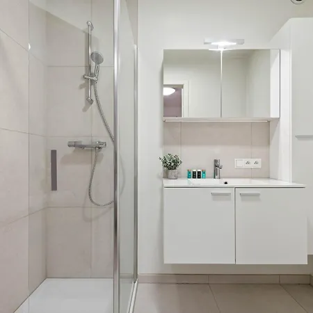 アパート Huswell - Two Bedroom In With Parking *