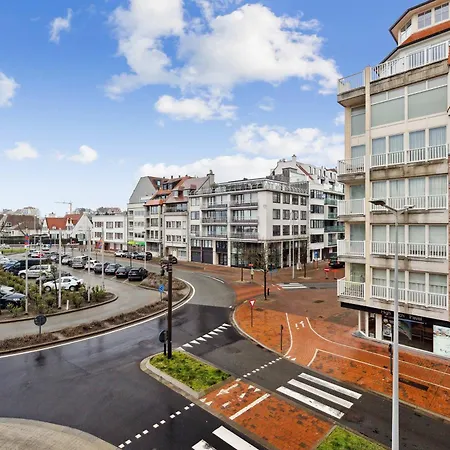 Huswell - Two Bedroom In With Parking *